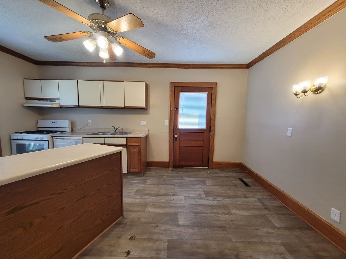 Des Moines Apartment: 757-759 17th Street