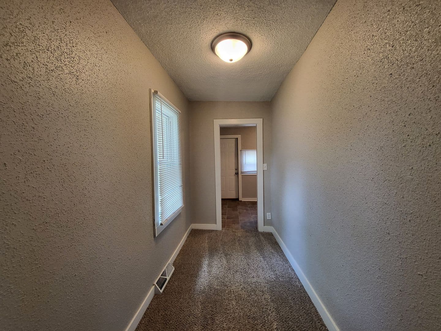 Des Moines House: 3840 15th Street