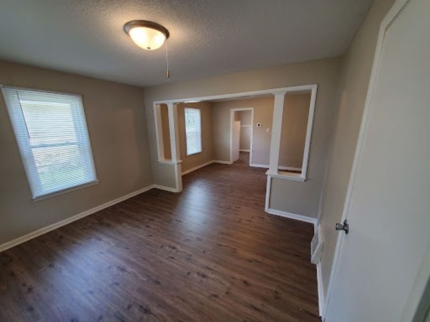 Des Moines House: 2201 Maple Street