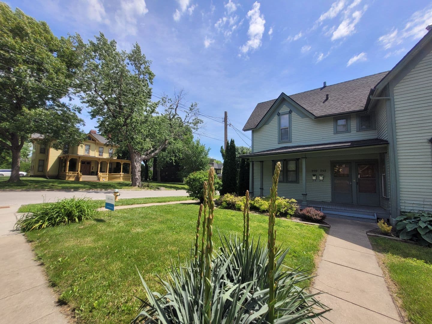 Des Moines Apartment: 757-759 17th Street