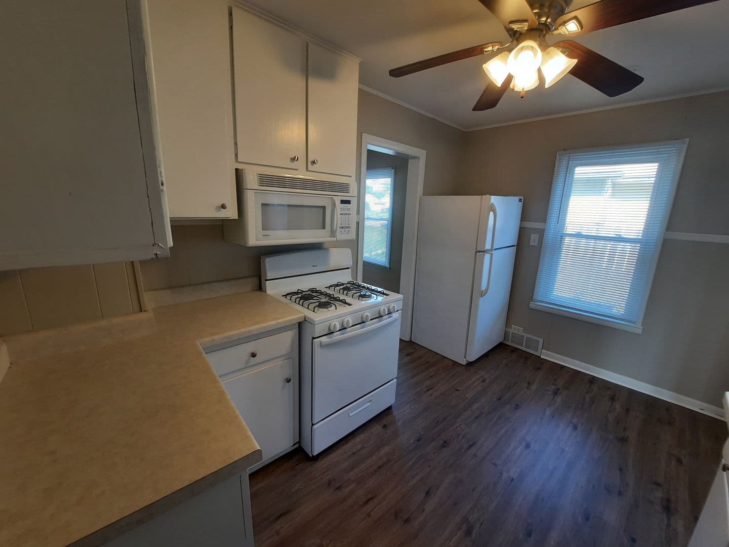 Des Moines House: 2201 Maple Street