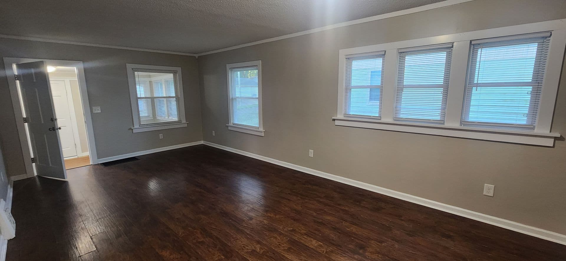 Des Moines House: 3840 Oxford Street