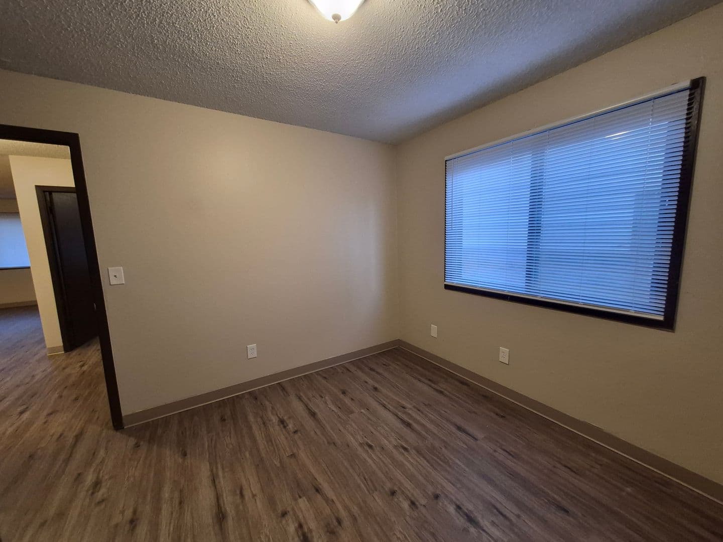 Des Moines Apartment: 1108-1110 East McKinley Avenue