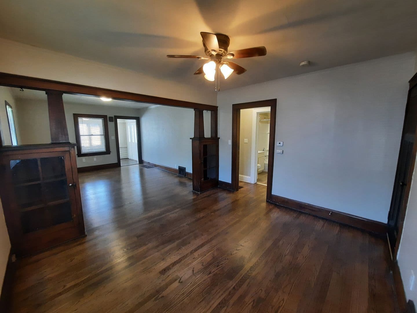 Des Moines House: 2726 Des Moines Street