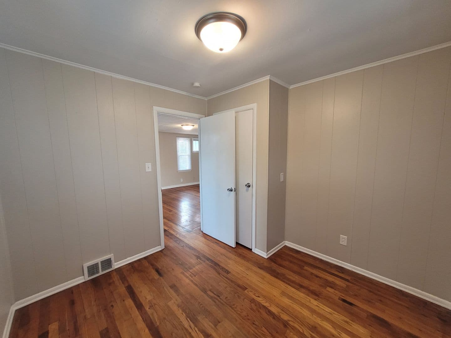 Des Moines House: 1112 Geil Avenue
