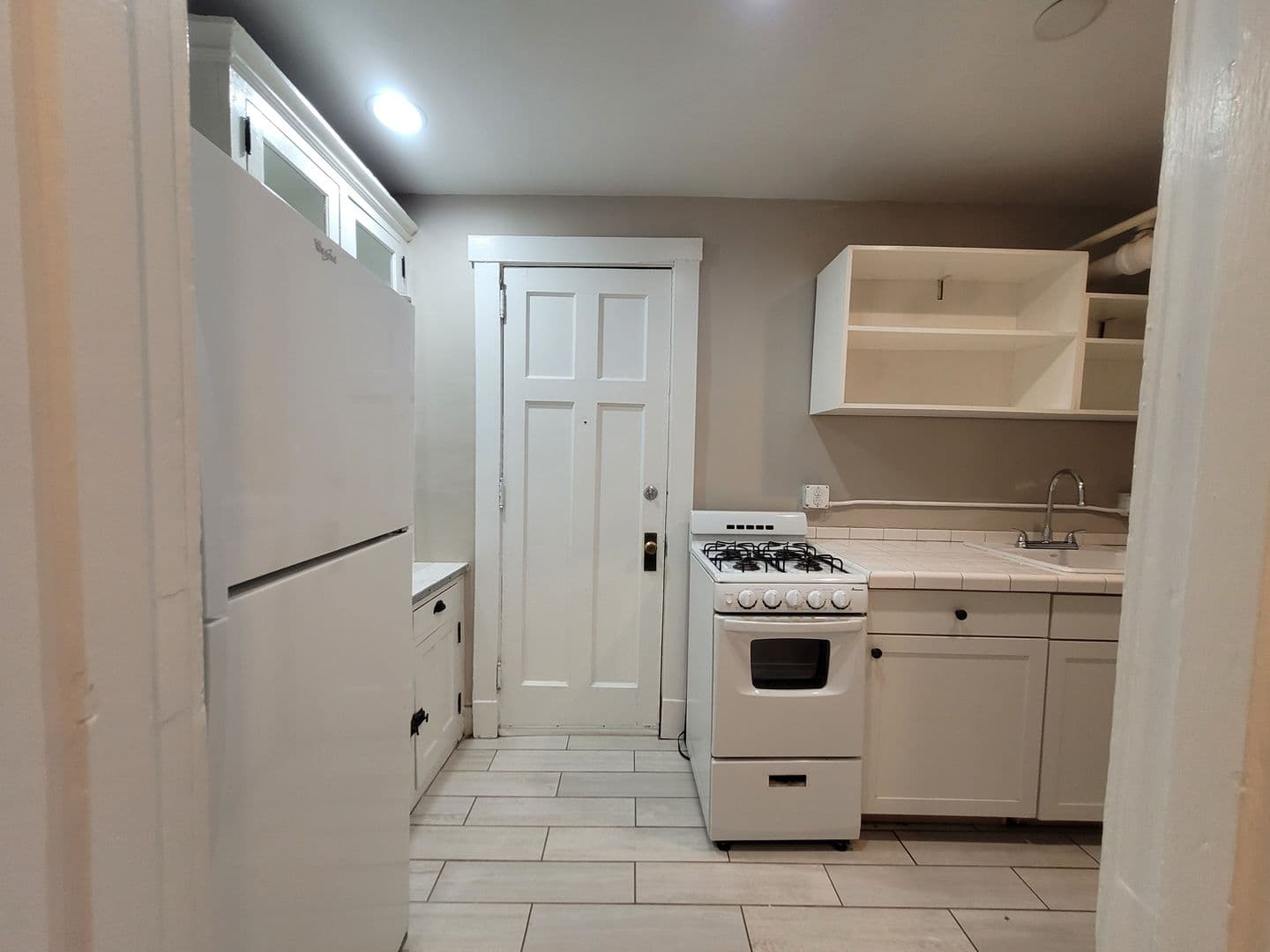 Des Moines Apartment: 1534 Woodland Avenue #B1