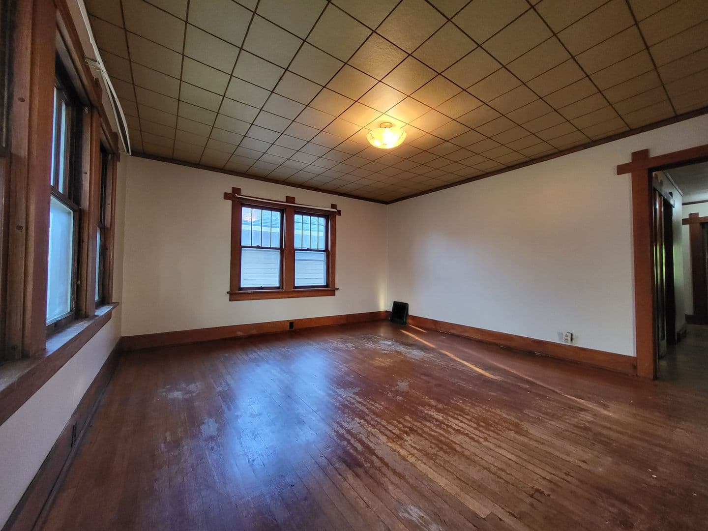 Des Moines House: 1615 Jefferson Avenue