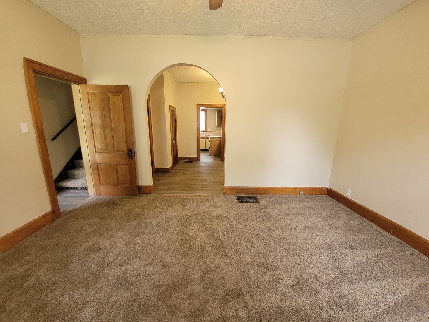 Des Moines Apartment: 757-759 17th Street