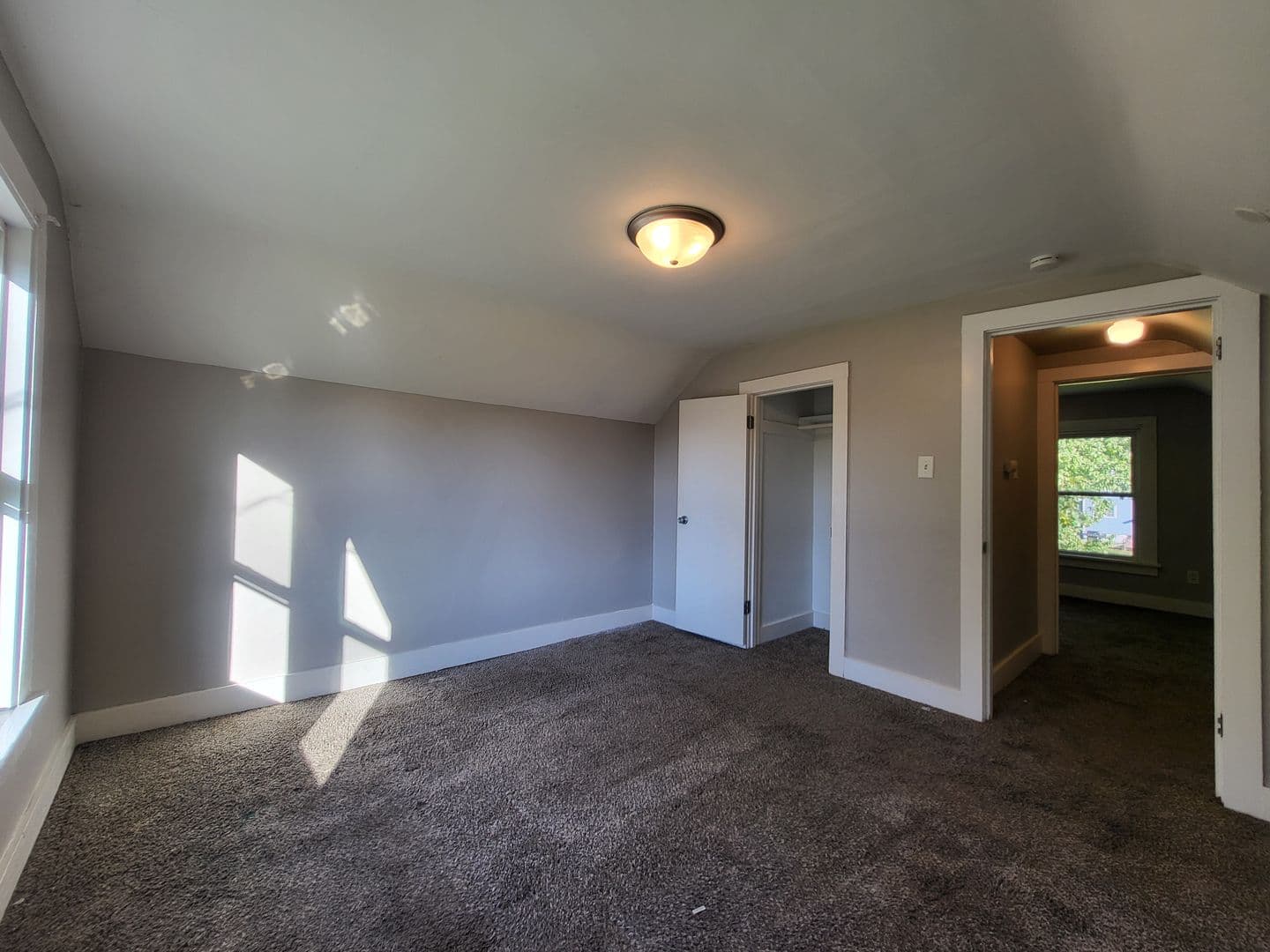 Des Moines House: 209 Olinda Avenue