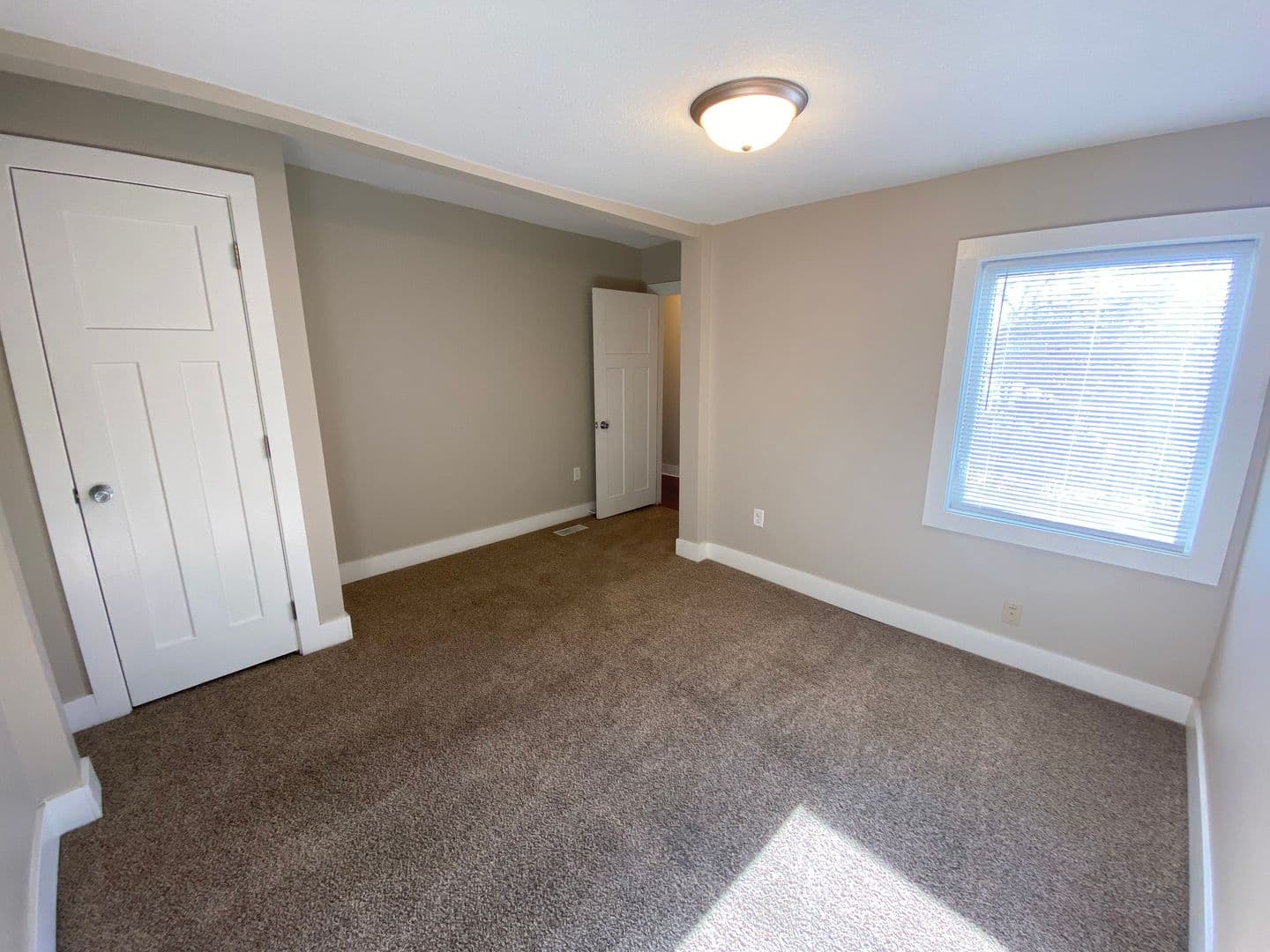 Des Moines House: 624 Southeast 12th Street