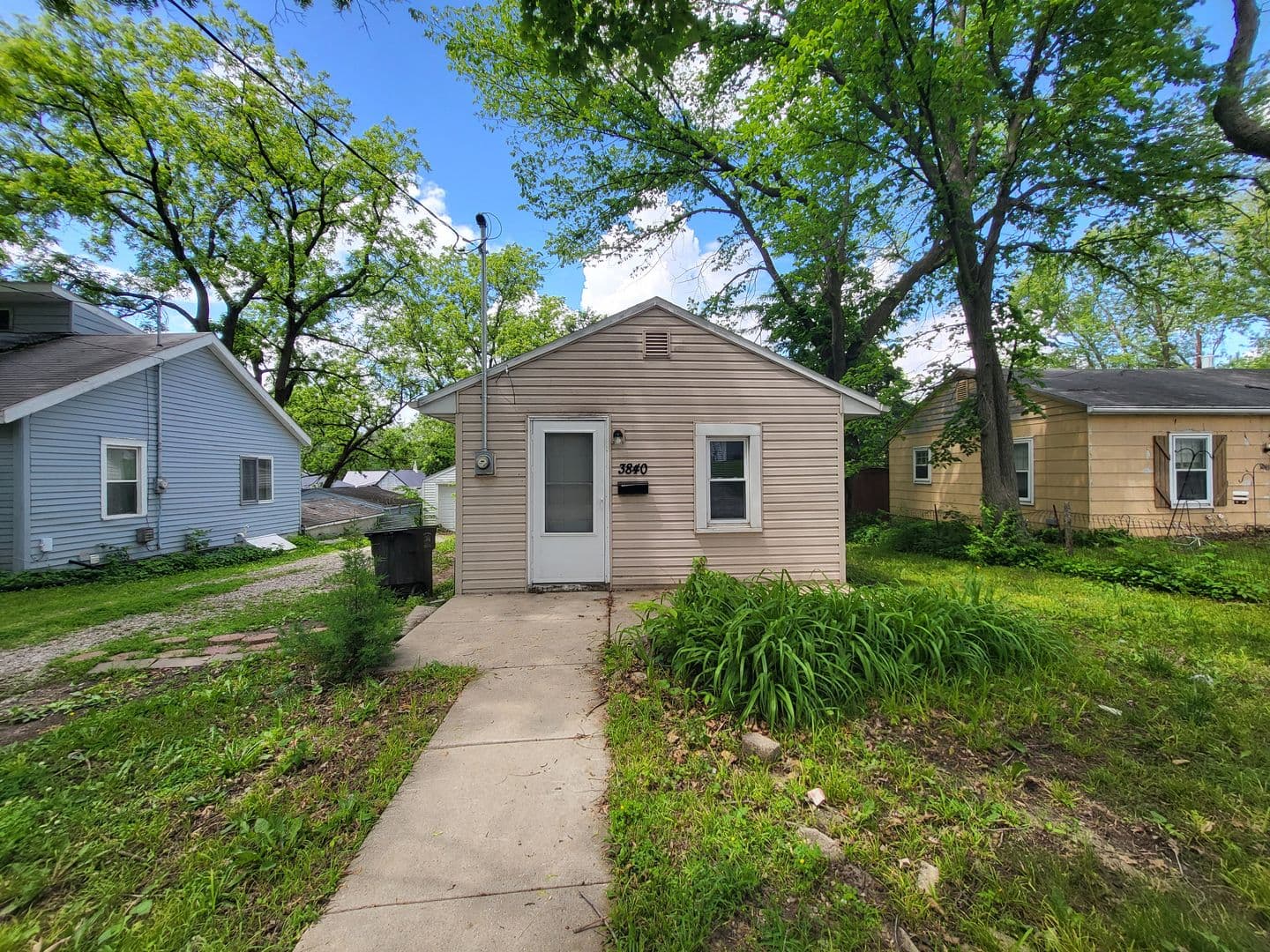 Des Moines House: 3840 15th Street