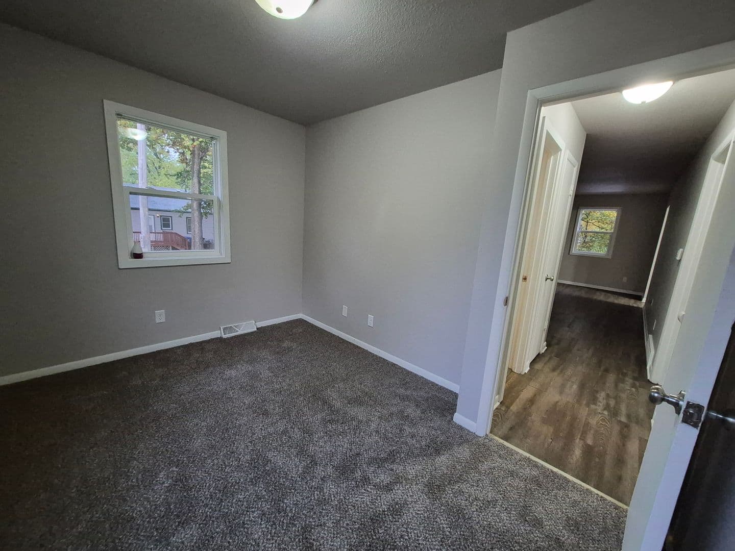 Des Moines House: 1800 Allison Avenue