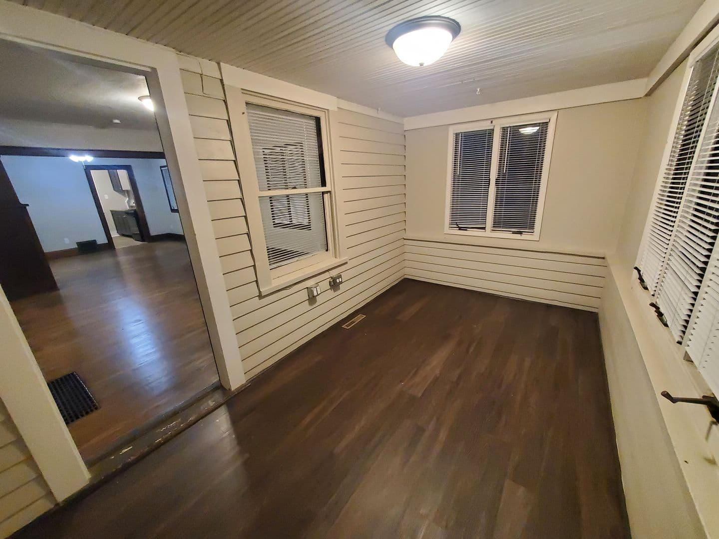 Des Moines House: 2726 Des Moines Street