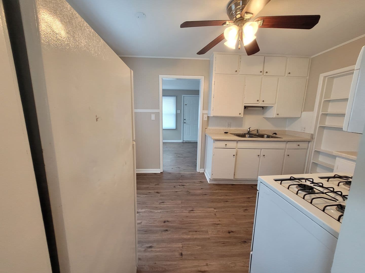 Des Moines House: 2201 Maple Street