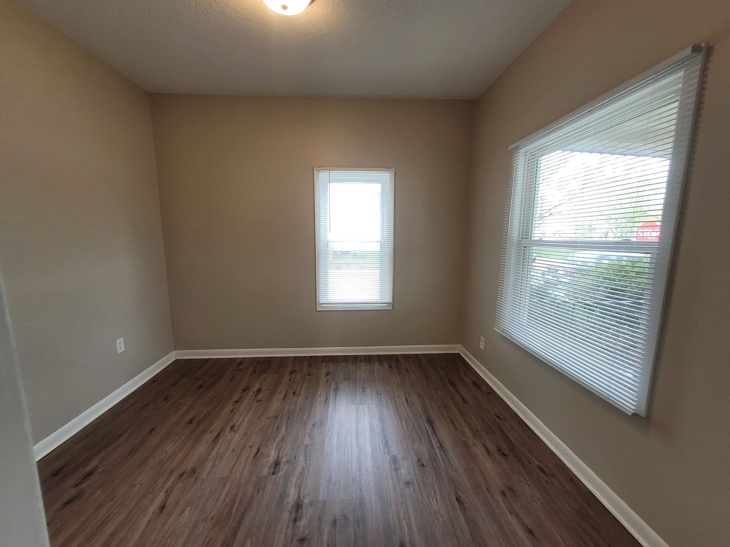Des Moines House: 2201 Maple Street