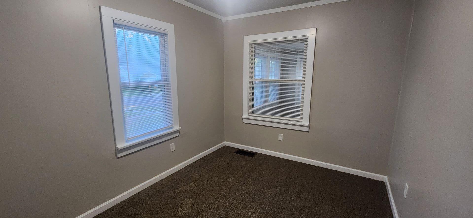 Des Moines House: 3840 Oxford Street