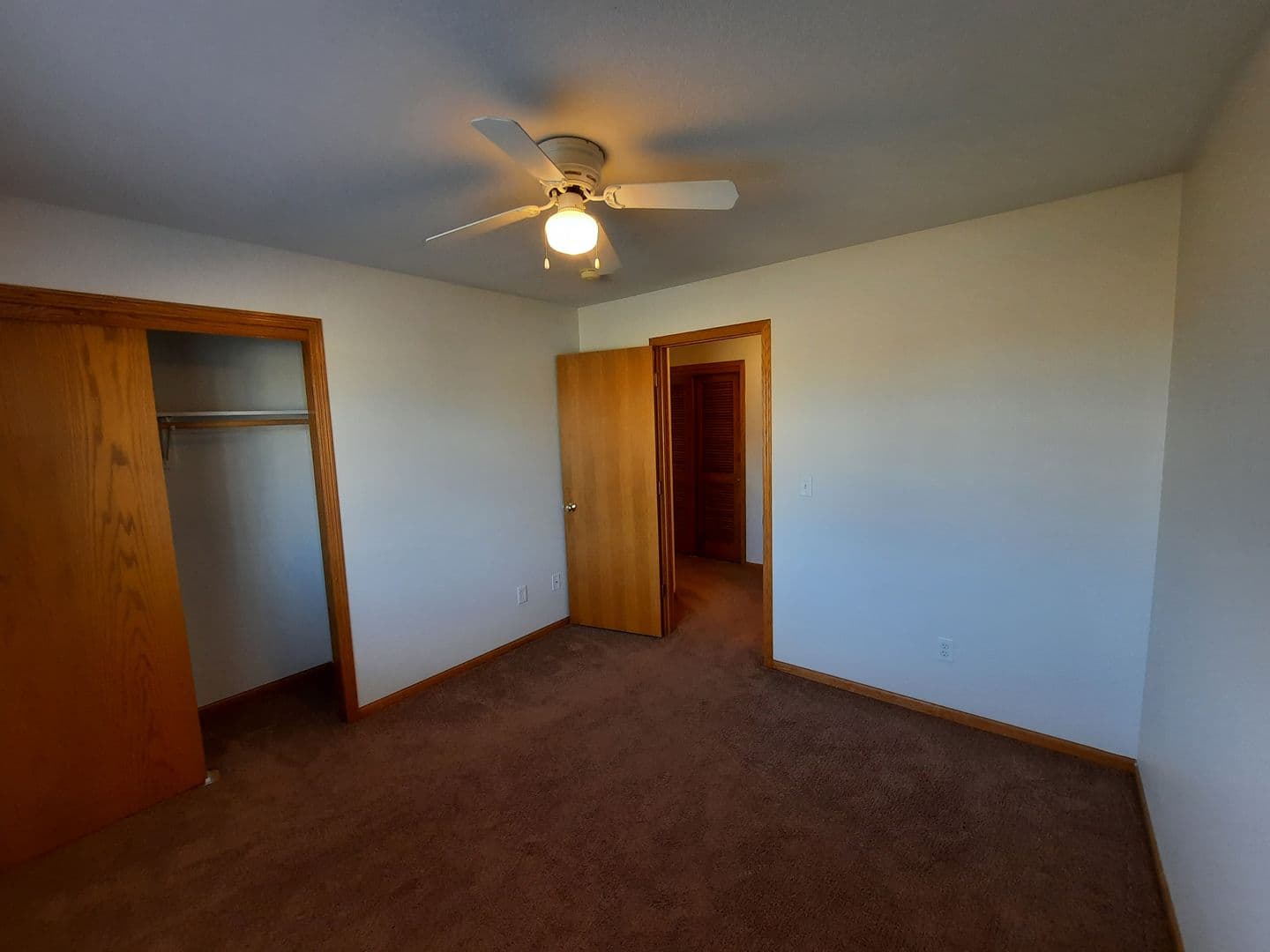 Bondurant Apartment: 906 Washington Avenue Southeast