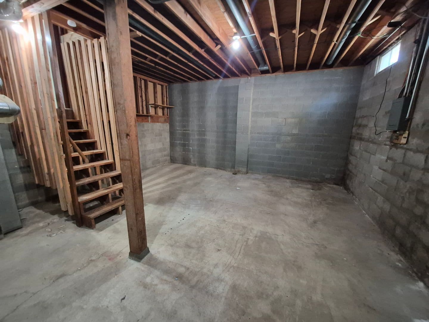 Des Moines House: 2632 Boyd Street