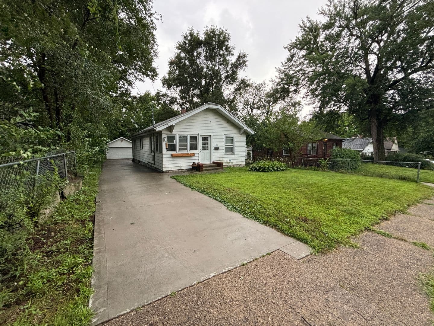 Des Moines House: 3101 Cleveland Avenue