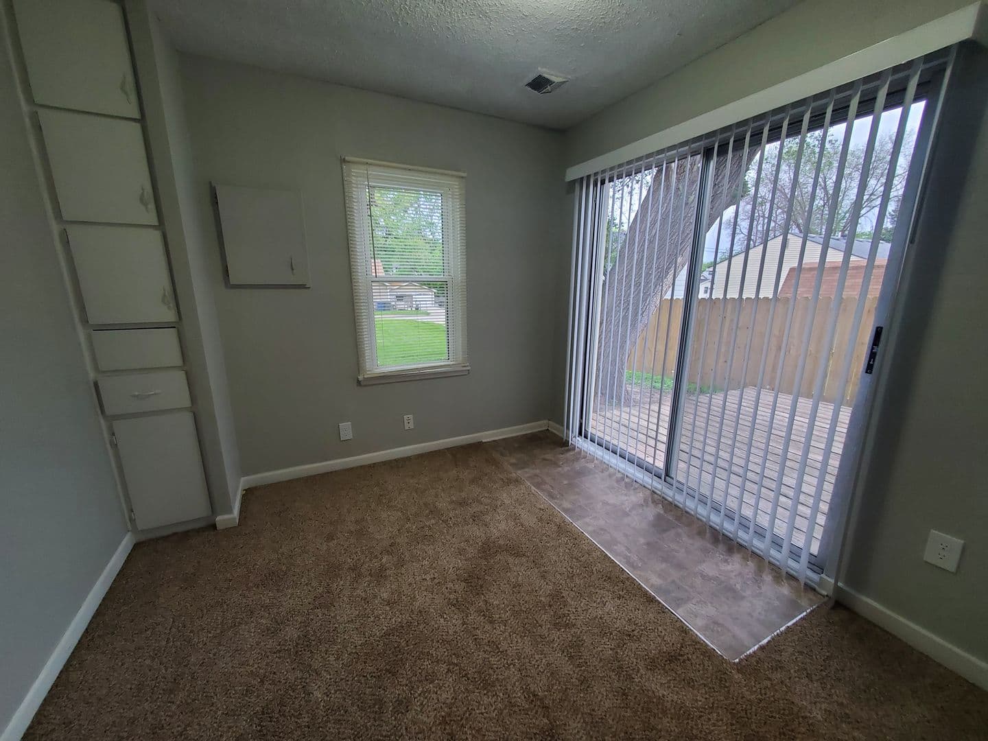 Des Moines House: 215 Leland Avenue