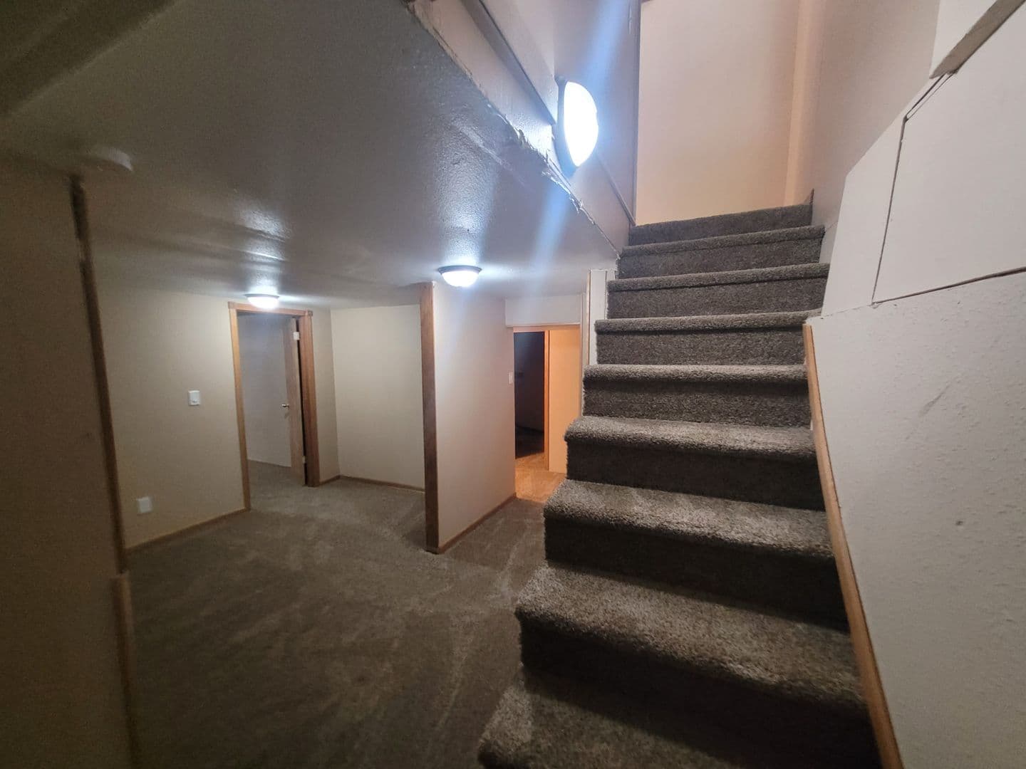 Des Moines House: 2209 East 40th Street