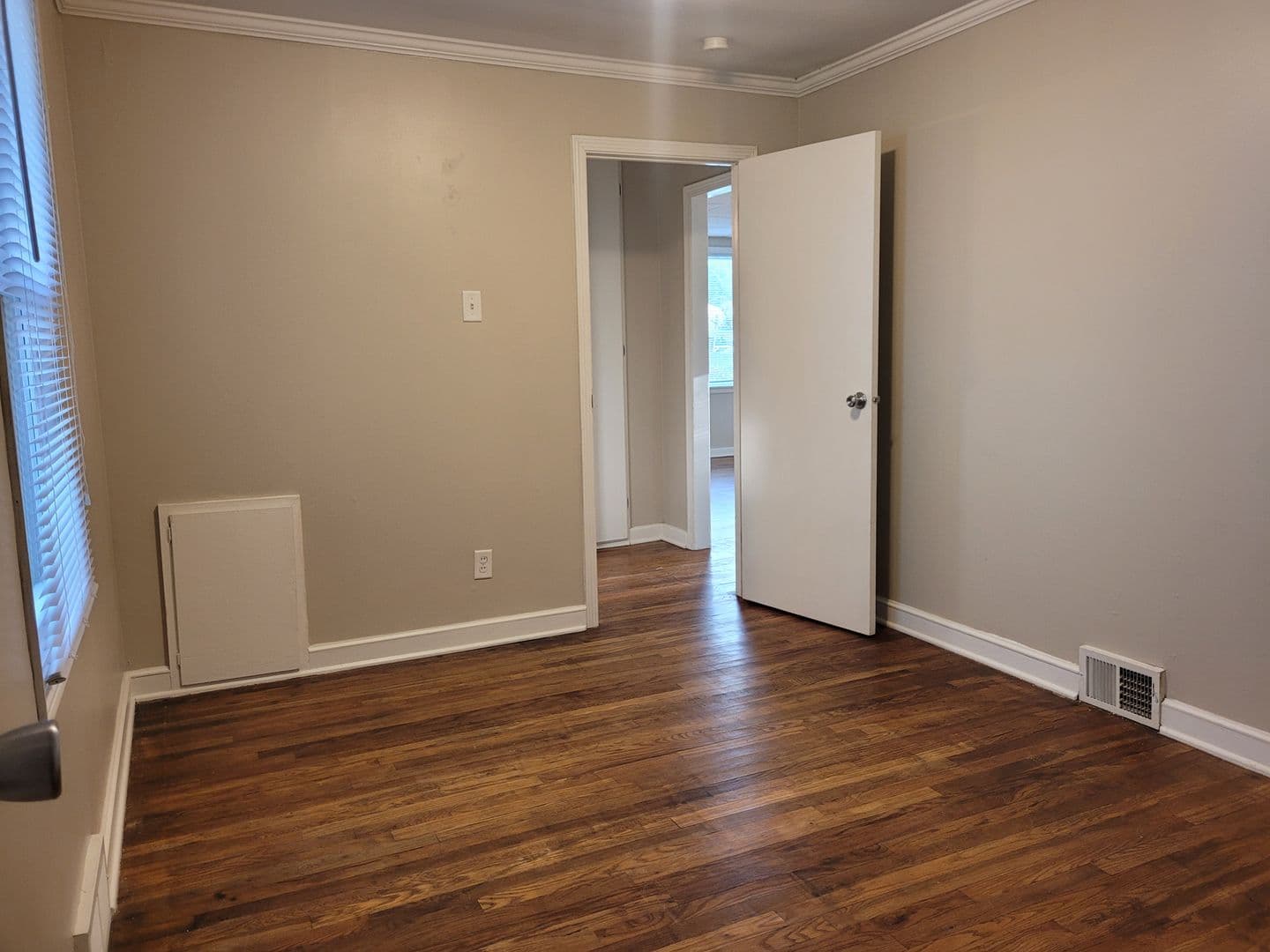 Des Moines House: 1112 Geil Avenue