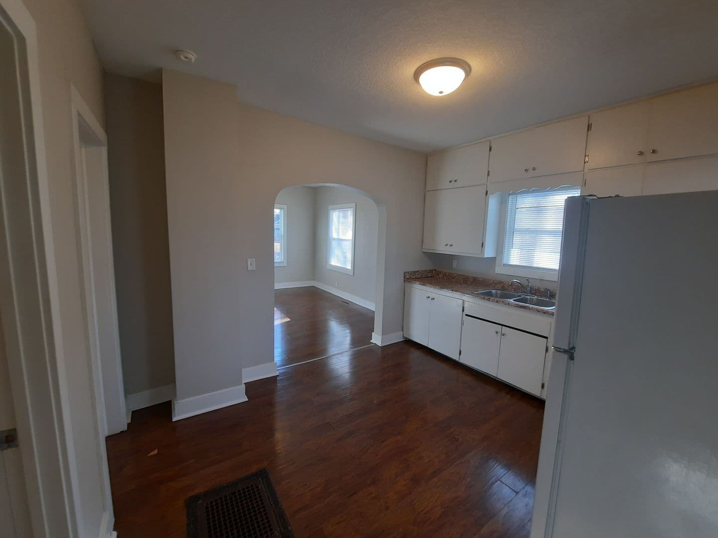 Des Moines House: 3814 8th Place