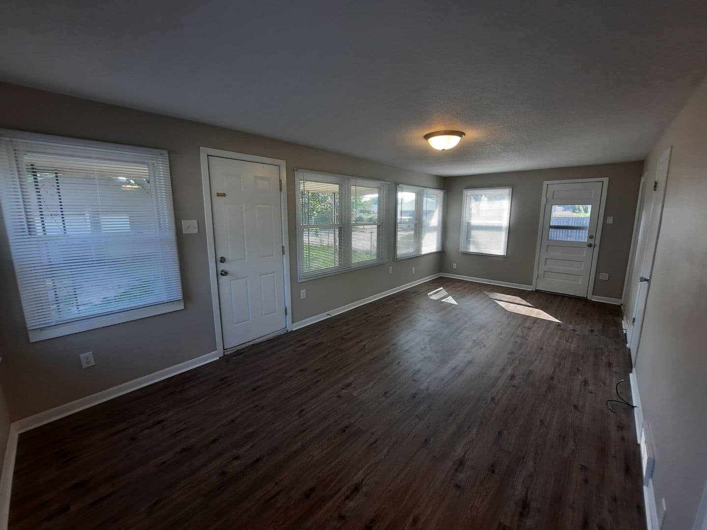 Des Moines House: 2201 Maple Street