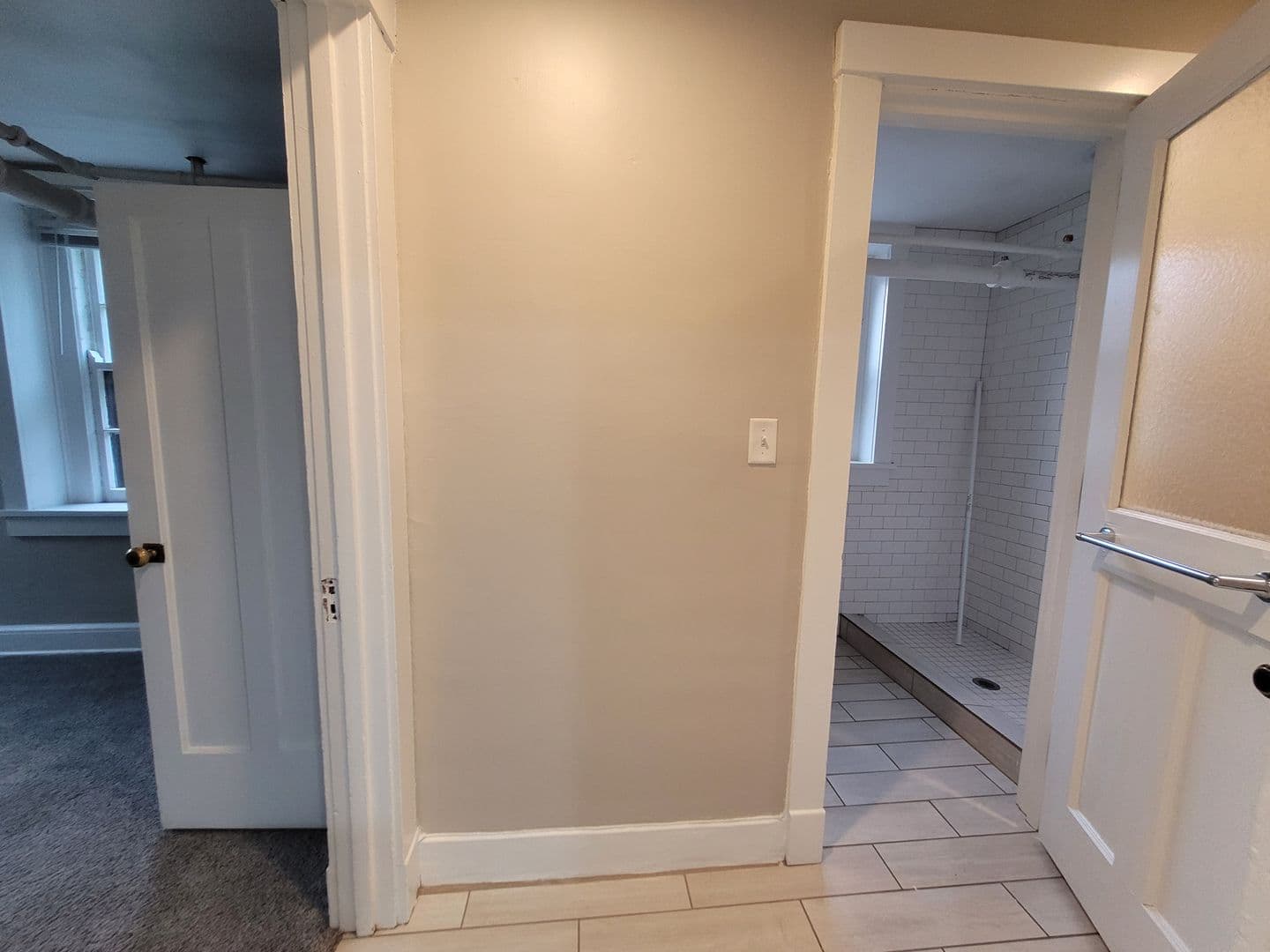 Des Moines Apartment: 1534 Woodland Avenue #B1