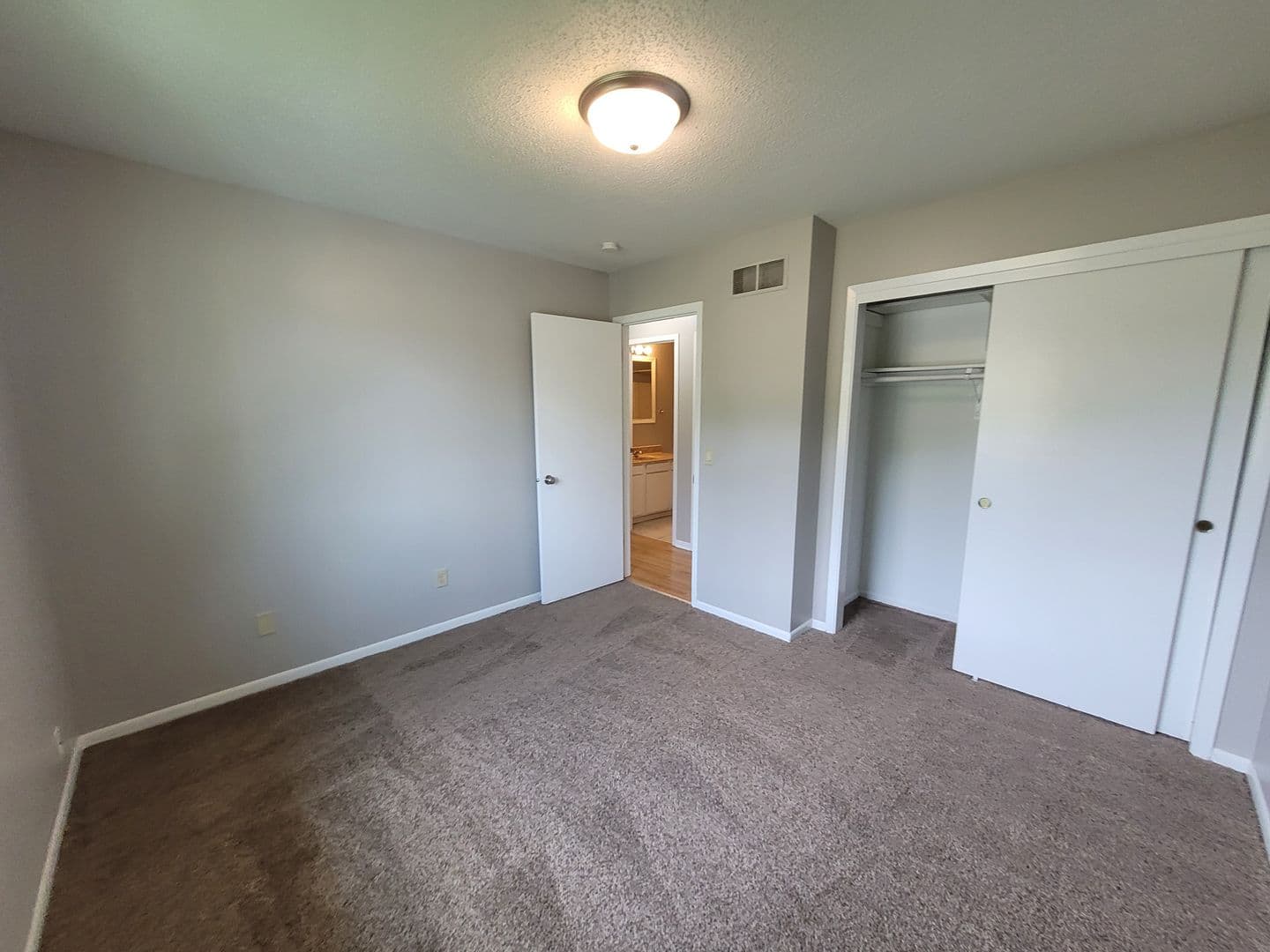 Des Moines House: 622 Southeast 10th Street