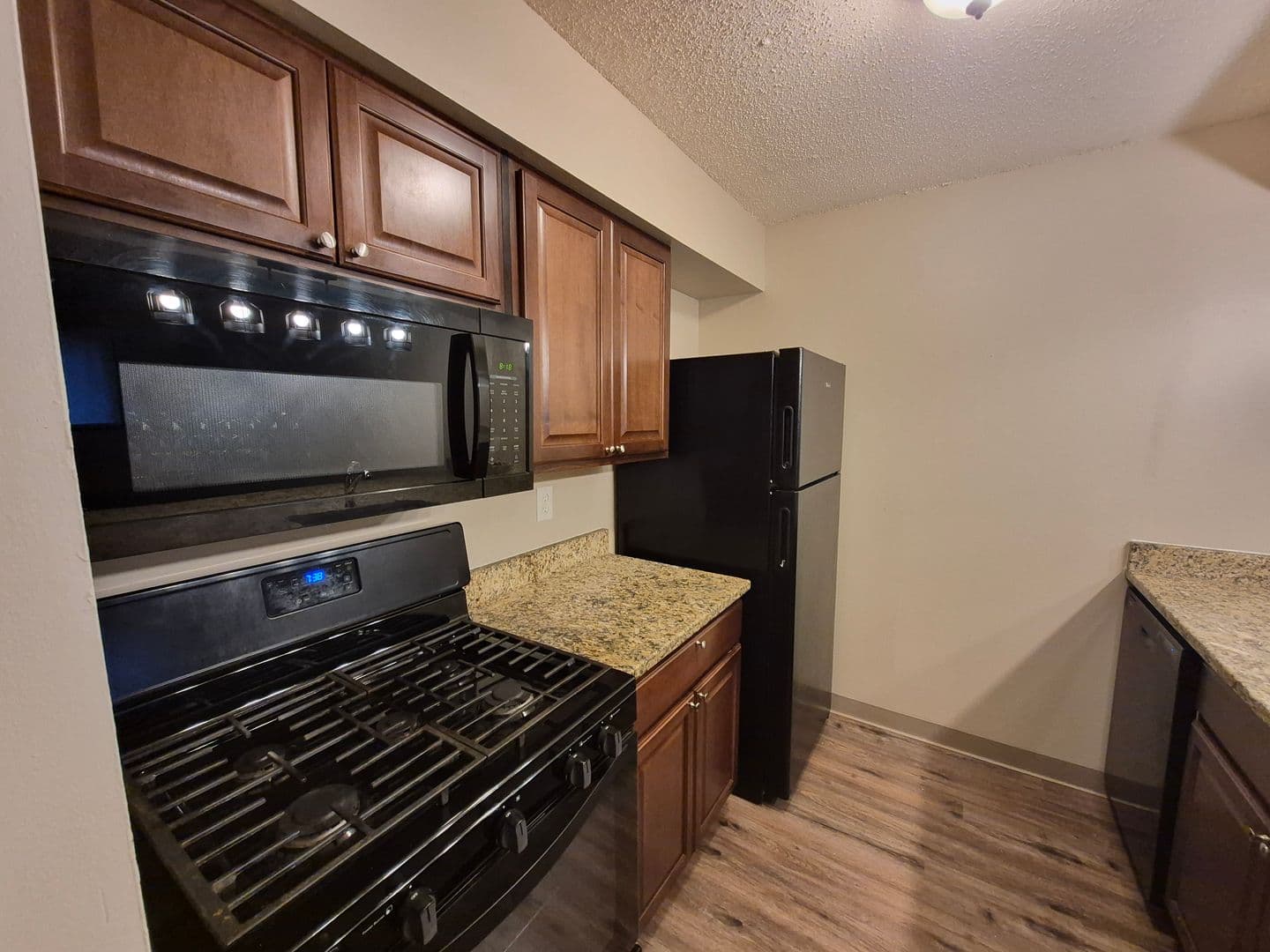 Des Moines Apartment: 1108-1110 East McKinley Avenue