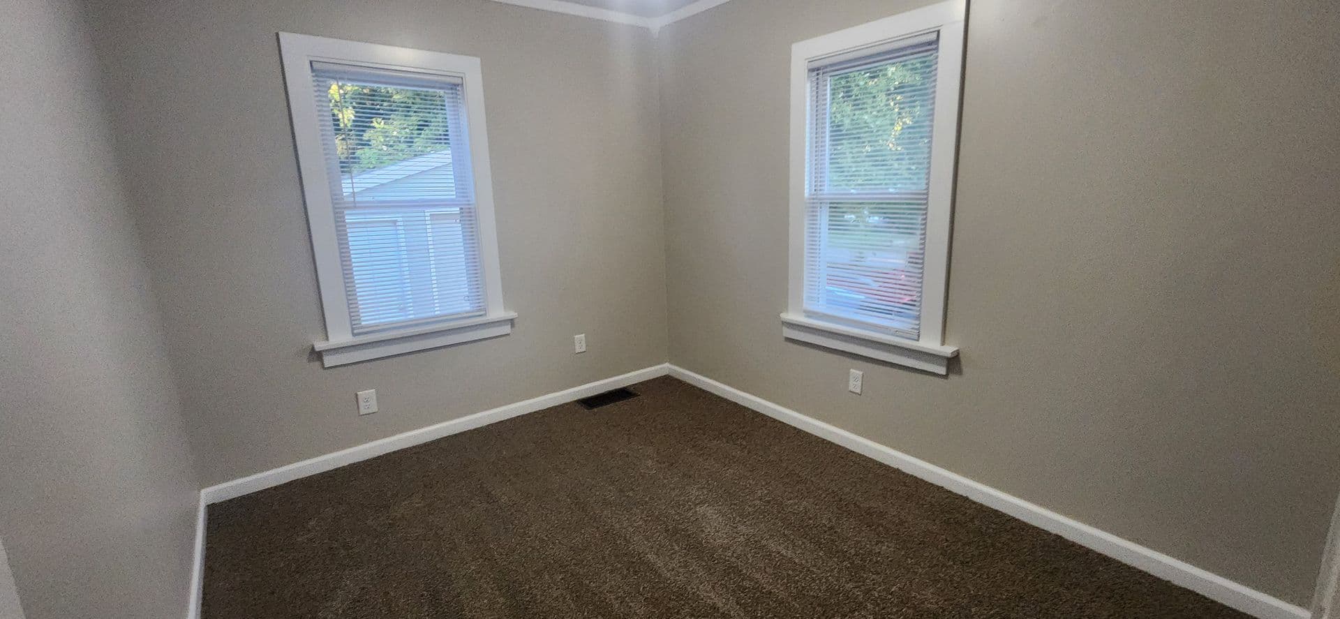Des Moines House: 3840 Oxford Street