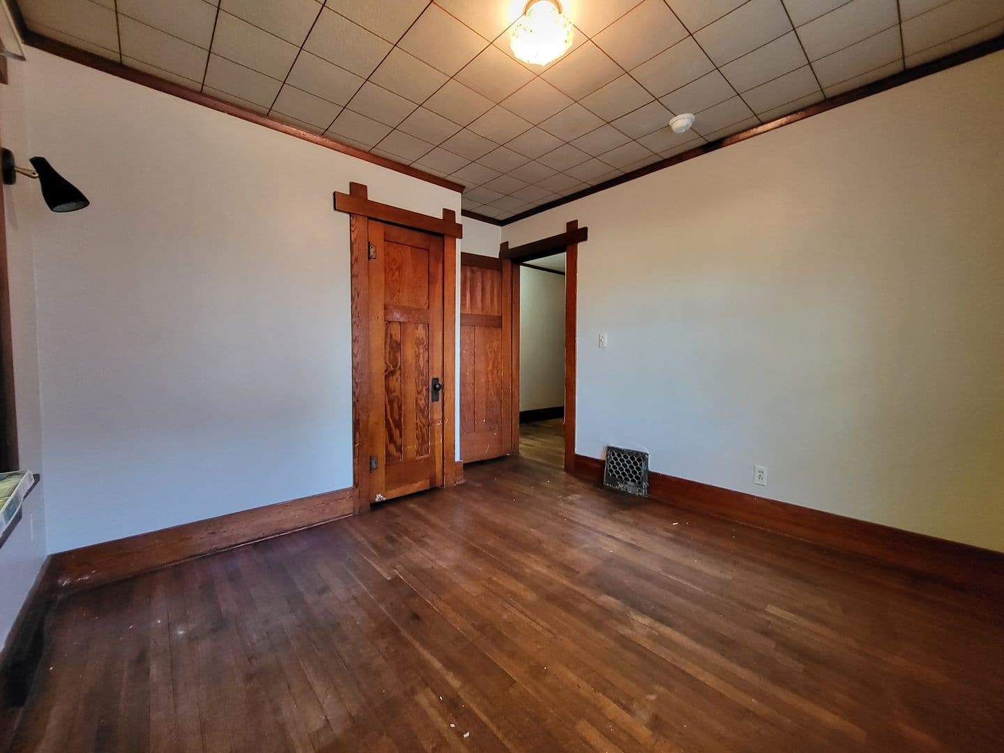 Des Moines House: 1615 Jefferson Avenue