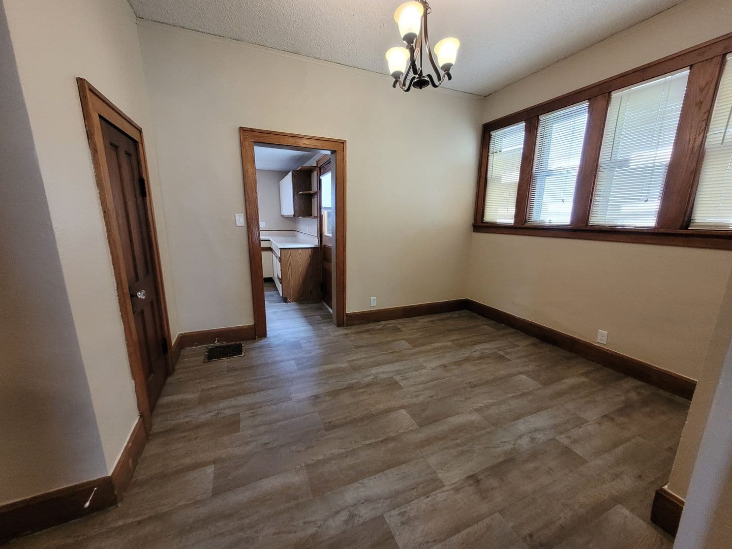 Des Moines Apartment: 757-759 17th Street