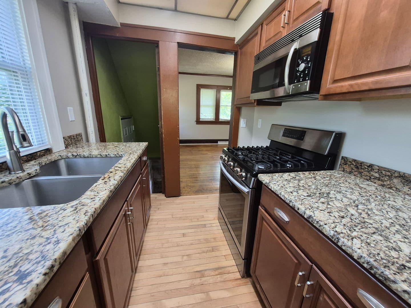 Des Moines House: 1711 Washington Avenue