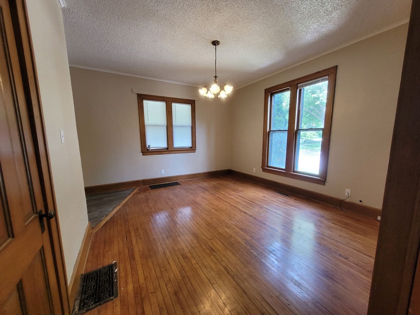 Des Moines Apartment: 757-759 17th Street