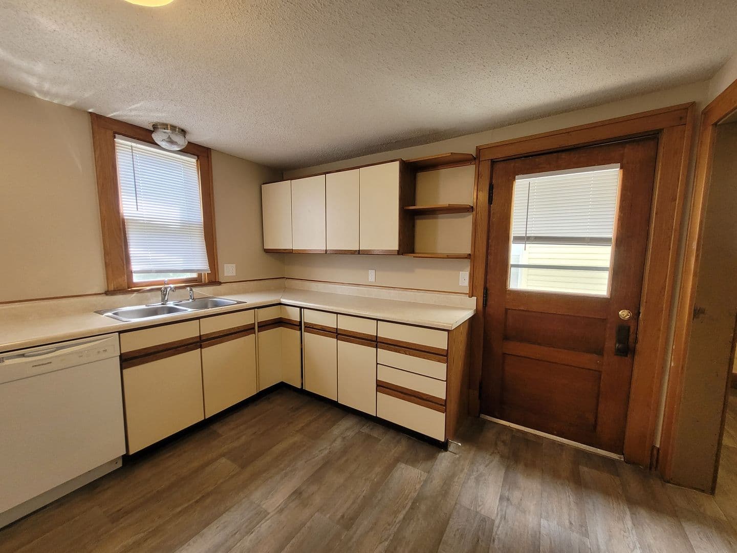 Des Moines Apartment: 757-759 17th Street