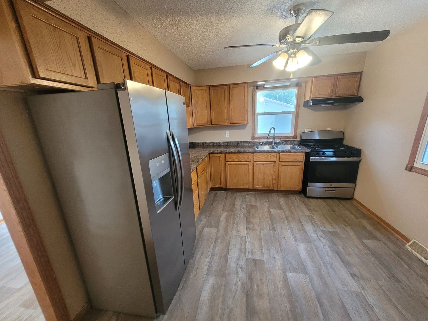 Des Moines House: 2209 East 40th Street