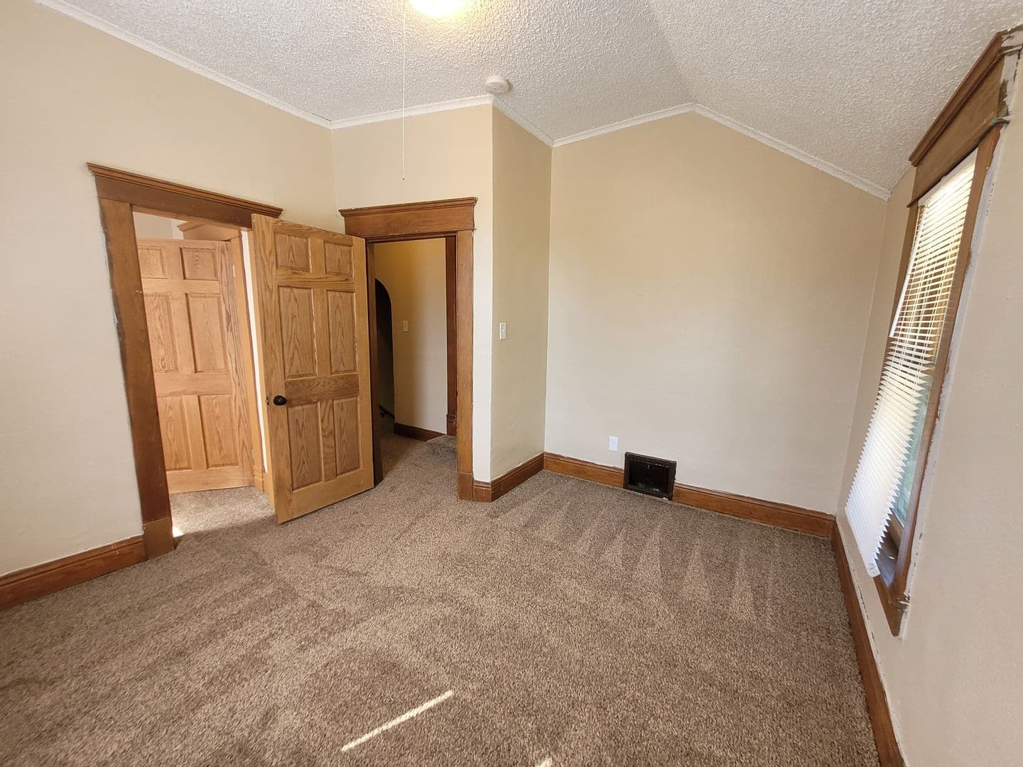 Des Moines Apartment: 757-759 17th Street