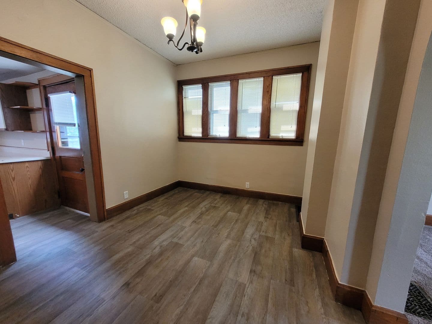 Des Moines Apartment: 757-759 17th Street