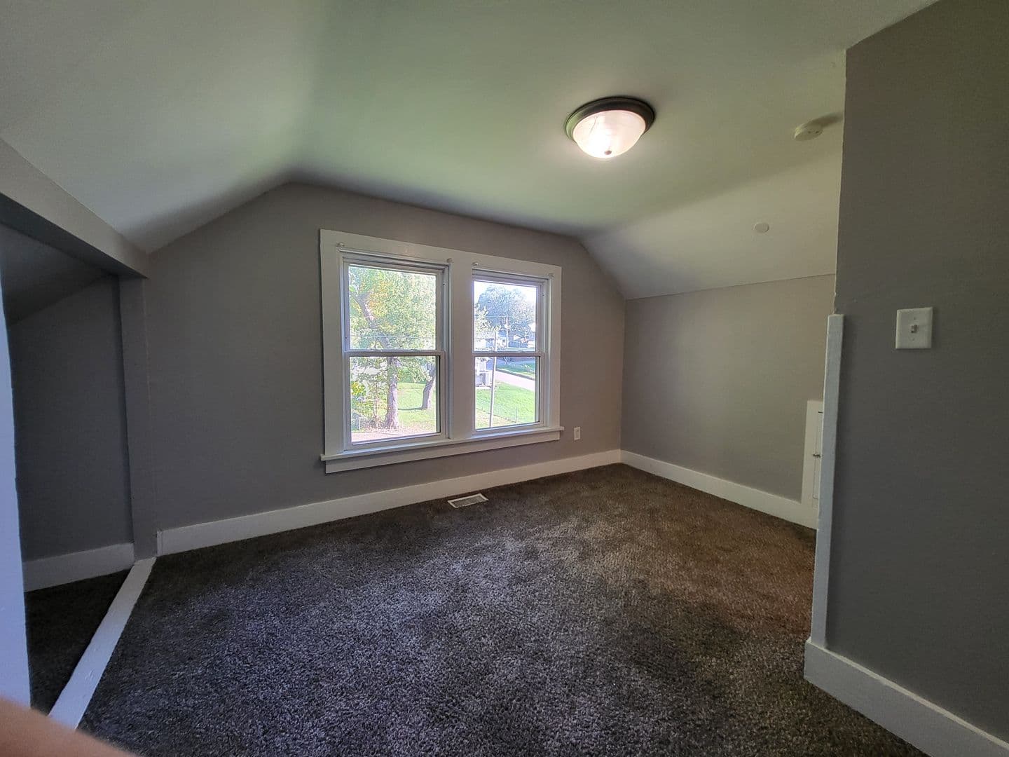 Des Moines House: 209 Olinda Avenue
