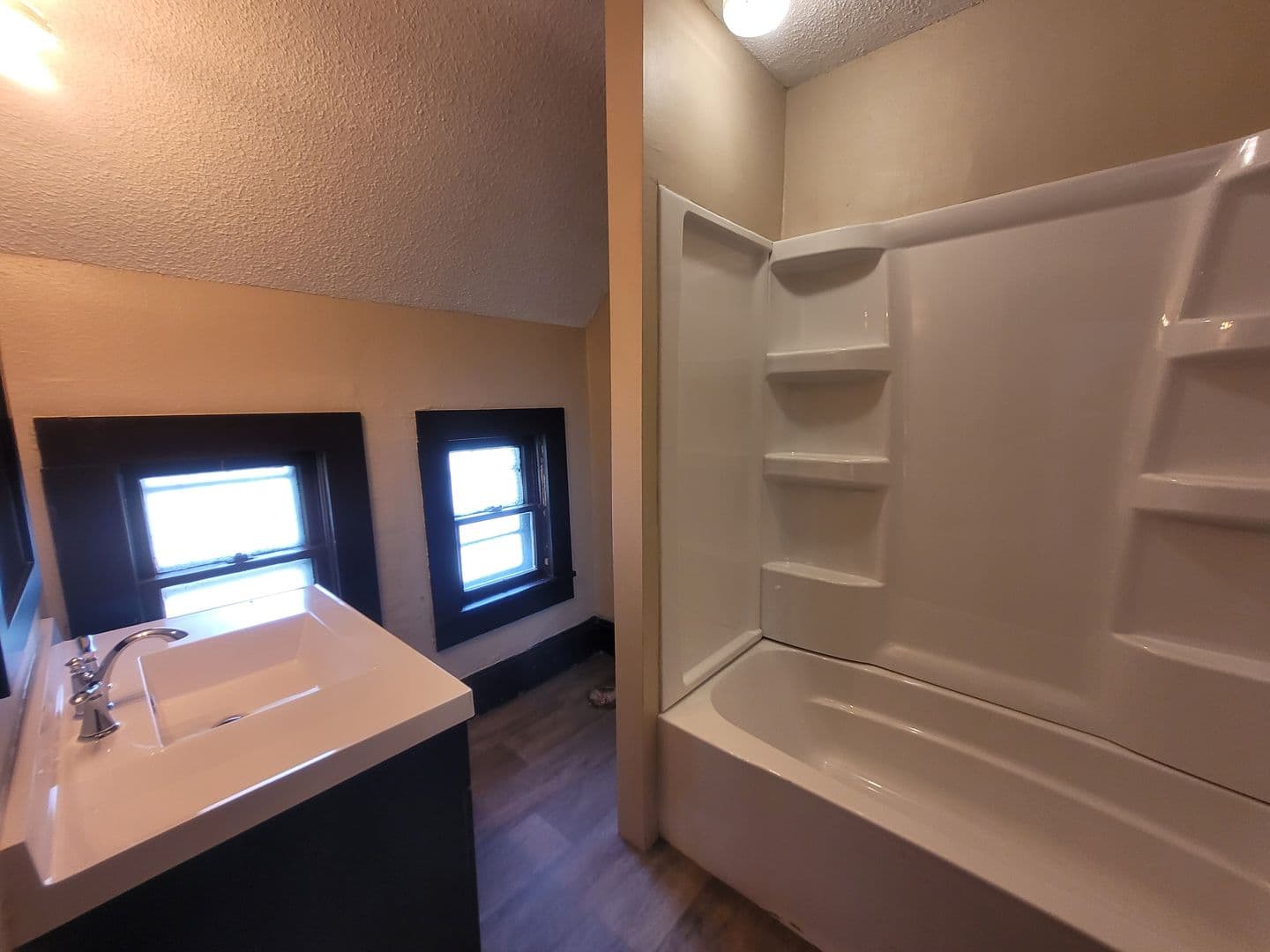 Des Moines Apartment: 757-759 17th Street