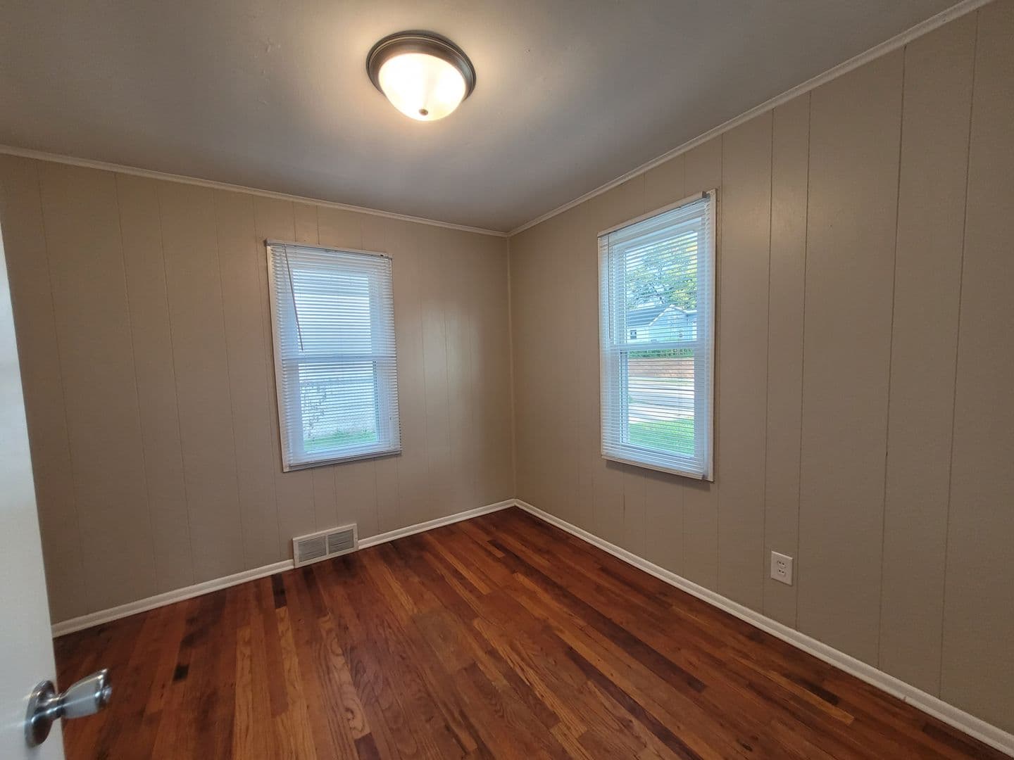 Des Moines House: 1112 Geil Avenue