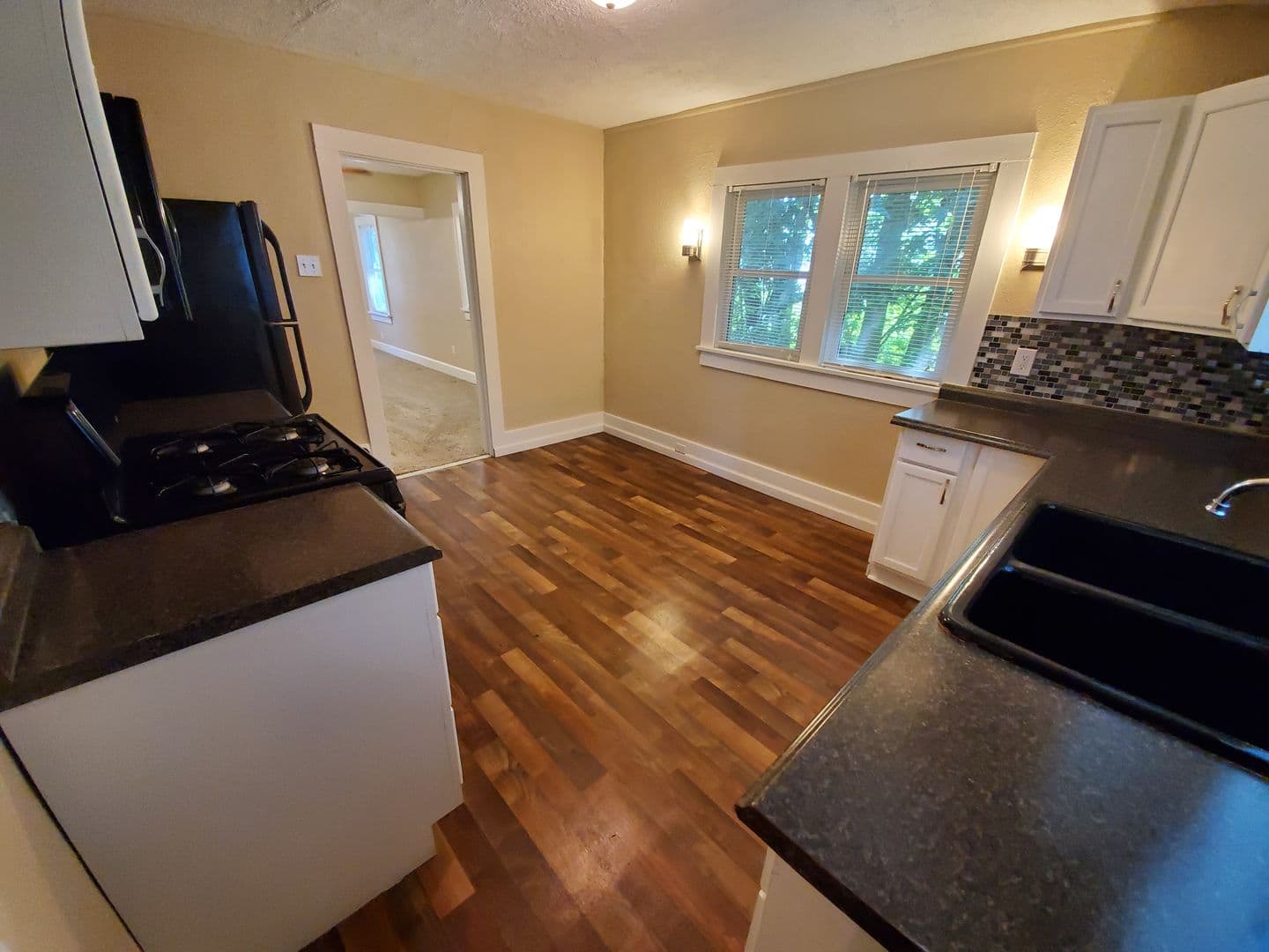 Des Moines House: 3101 Cleveland Avenue