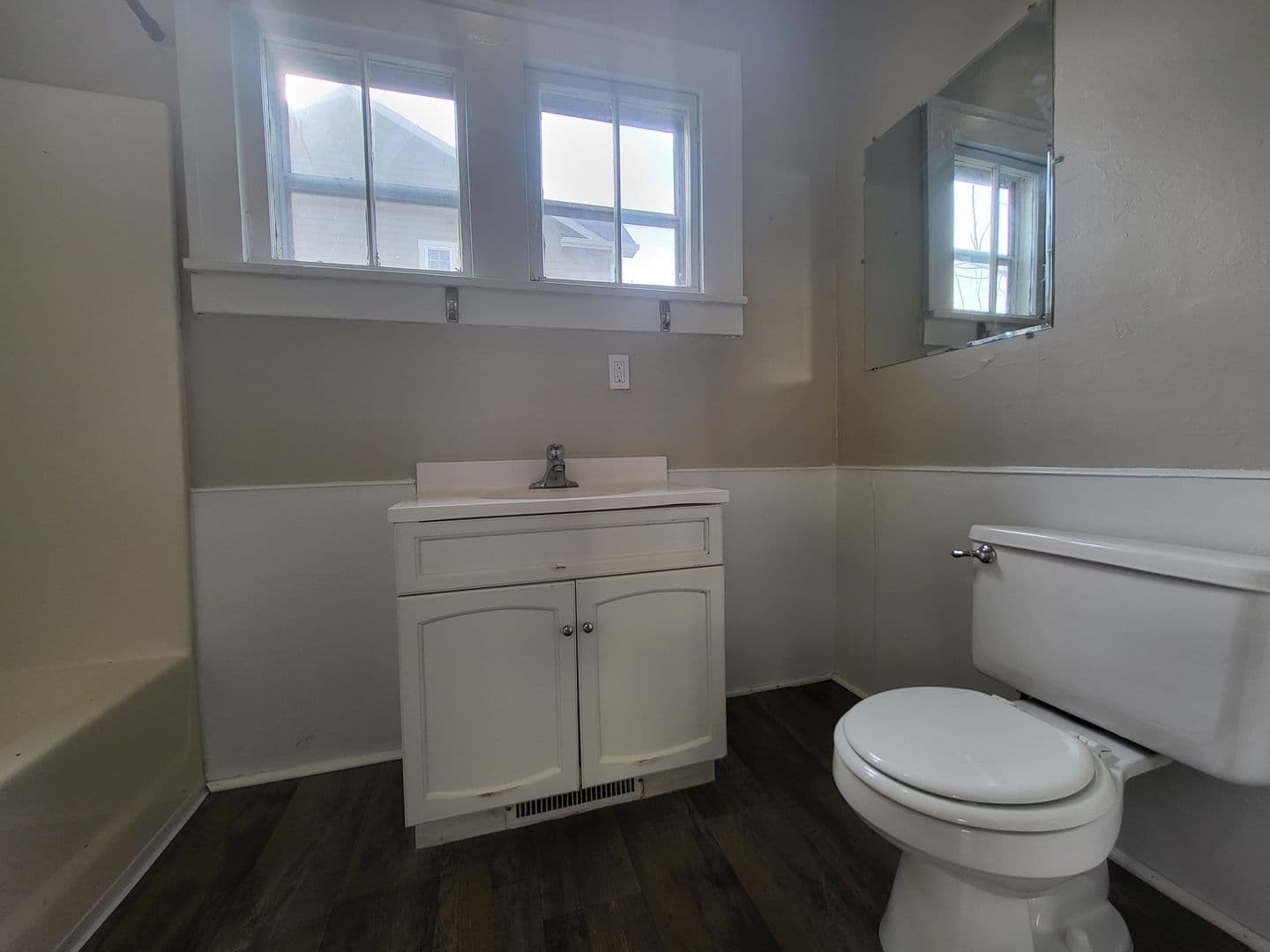 Des Moines House: 1329 Fremont Street