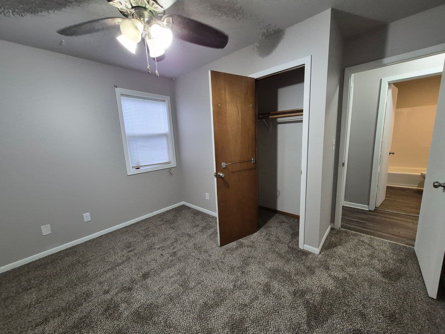 Des Moines House: 1800 Allison Avenue