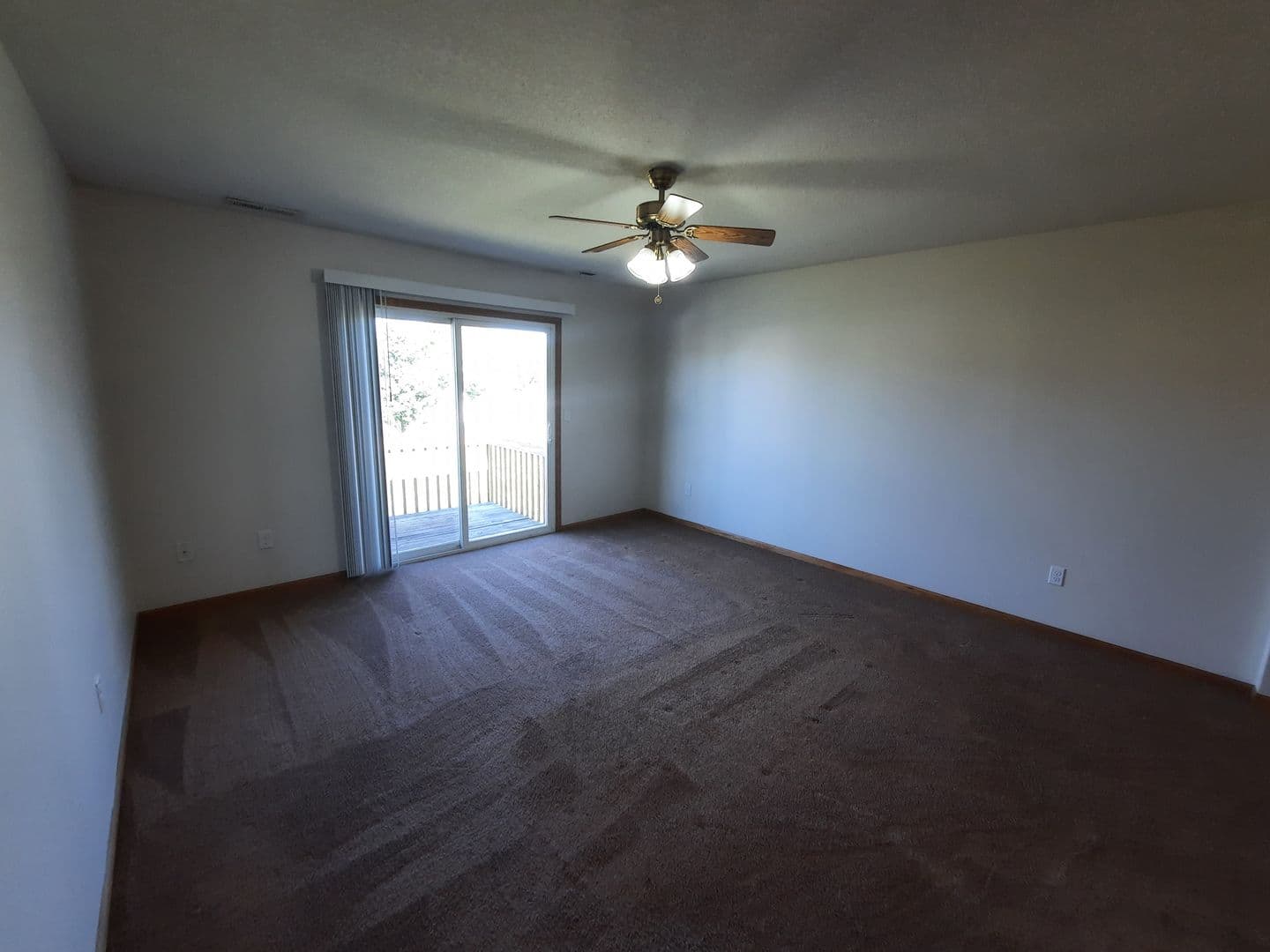 Bondurant Apartment: 906 Washington Avenue Southeast