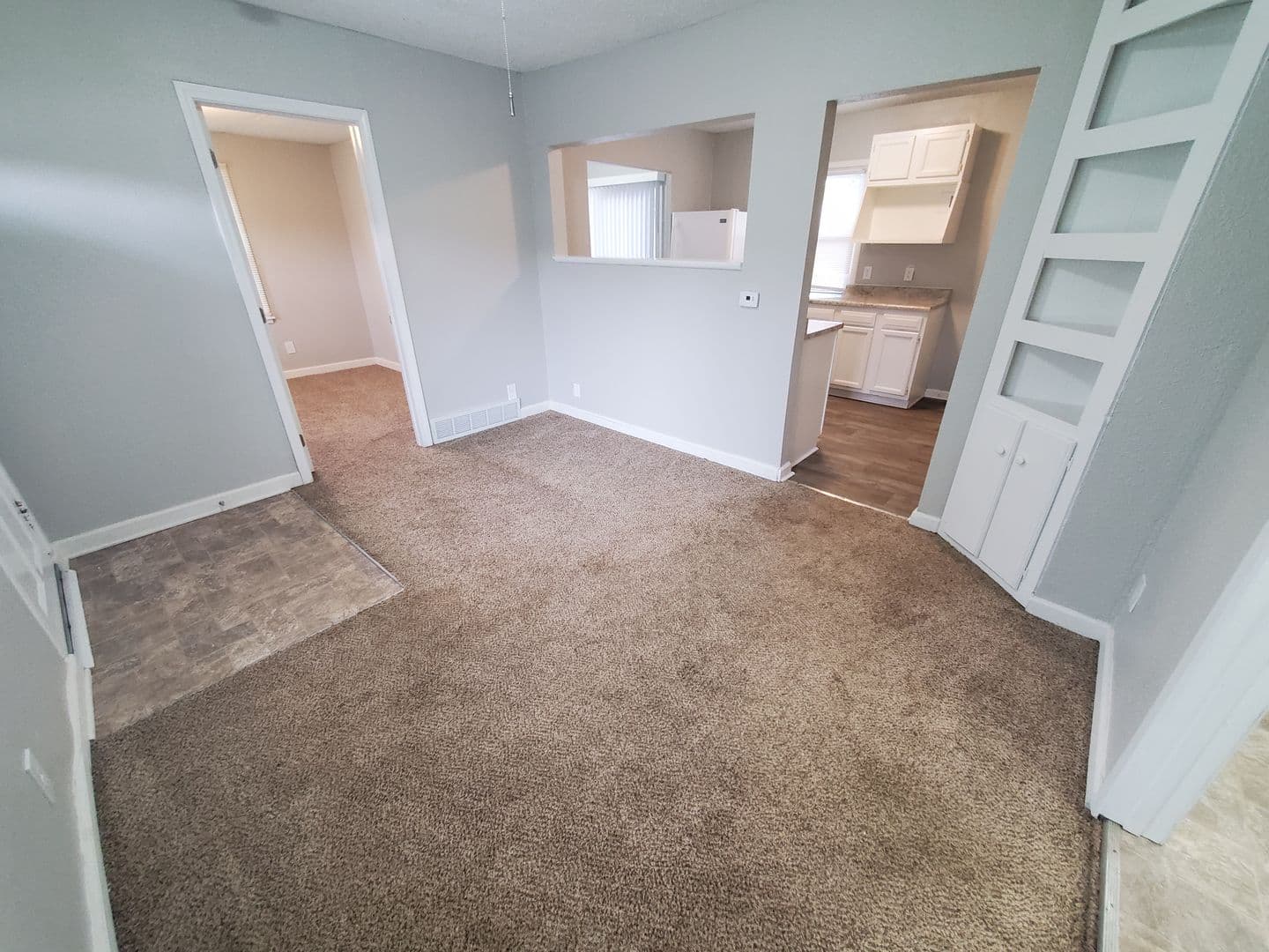 Des Moines House: 215 Leland Avenue