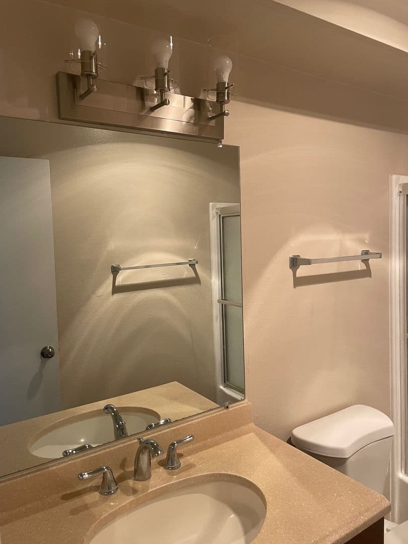 National City Apartment: 900 Palm Avenue