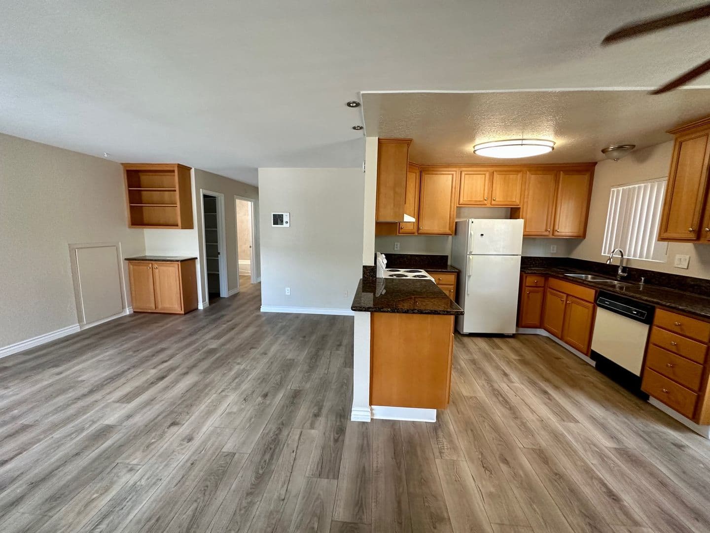 San Diego Apartment: 7827-7867 Stalmer Street